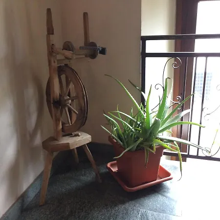 San Michele Otel Tirano